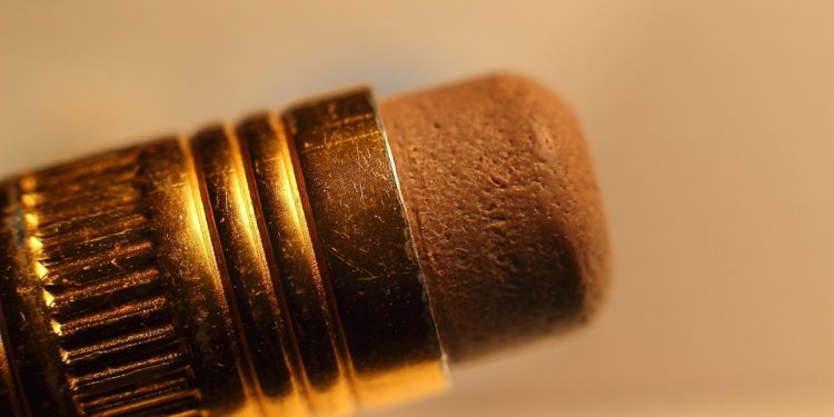 Eliminate Allergies with Purrrfectly Tailored Cat Food