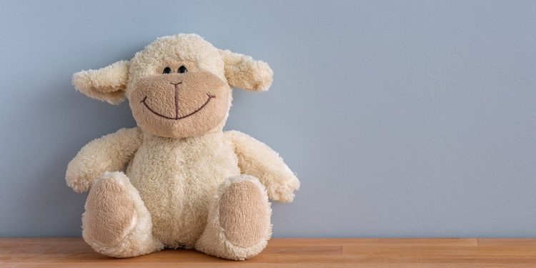 Engage Your Feline Friend: The Ultimate Guide to Interactive Cat Toys